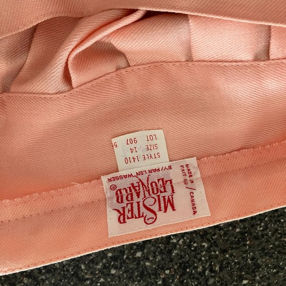 Mister Loenard size 14 pleated skirt salmon (peach?) - Picture 3 of 7